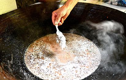 《战神5》高能回顾宣传片 跟随动画书了解前作的故事